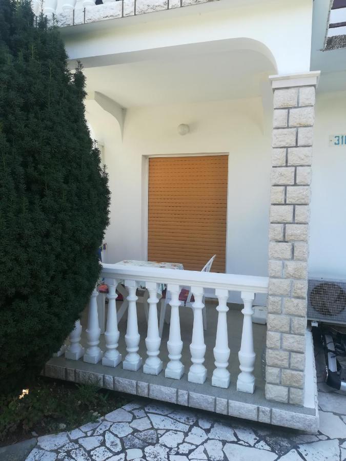 Alemka Apartment Banjol Bagian luar foto